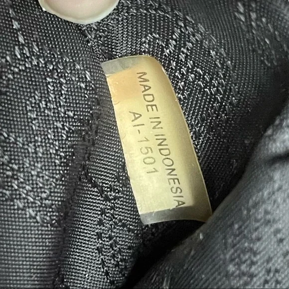 Michael Michael Kors Selma Stud Satchel Bag - Picture 10 of 11